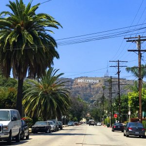 En route vers le signe Hollywood